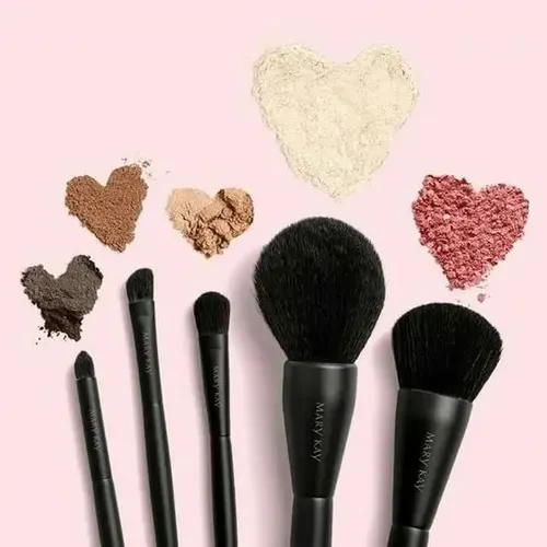 Set Esencial De Brochas Con Estuche Mary Kay® Color Negro