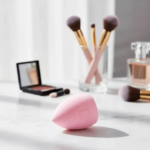 Esponja De Maquillaje Paris Night Gota Corte Rosa Mediana