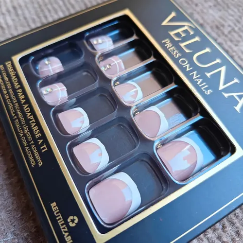 Uñas Press On Para Pies Kit Completo Reutilizable Veluna – Francesita Con Strass