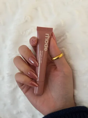 Rhode Peptide Lip Tinte Labial Nutritivo – Tono Toast