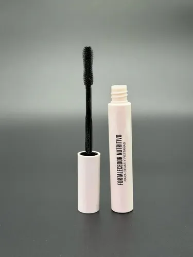 Fortalecedor Nutritivo Para Cejas Y Pestañas Amalas Estetica