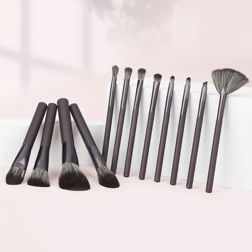 Juego De 12 Pinceles De Maquillaje Sakura