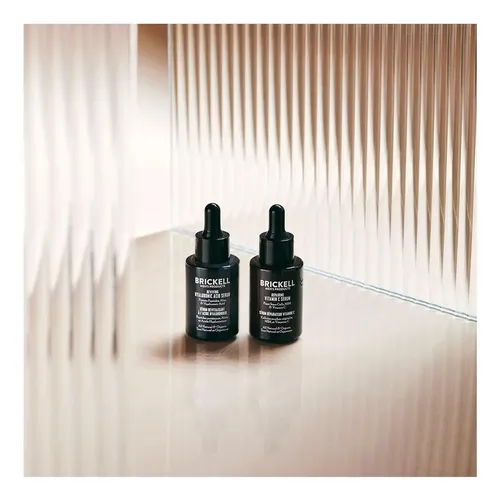 Sérum Facial Antienvejecimiento Brickell para Hombre con Ácido Hialurónico y Vitamina C