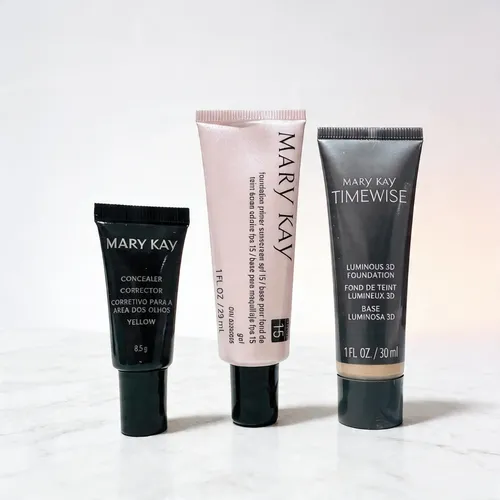 Box Regalo Maquillaje Mary Kay(prebase+base+corrector Yelow)