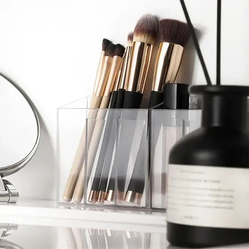 Caja De Almacenamiento De Maquillaje De Pared. .