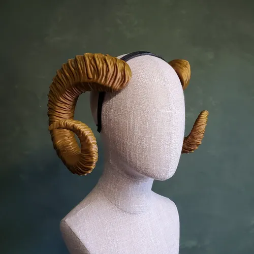 Diadema De Cuernos De Cabra: Accesorio Unisex De Halloween