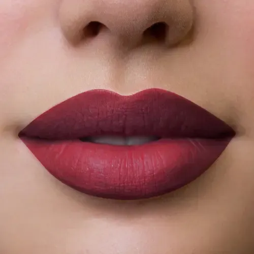 Labial Vogue Resist 3ml Acabado Mate Color Invencible