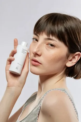 The Glow Factor Secát Toner – Tónico Clarificante con Ácido Salicílico y Tea Tree x 100ml
