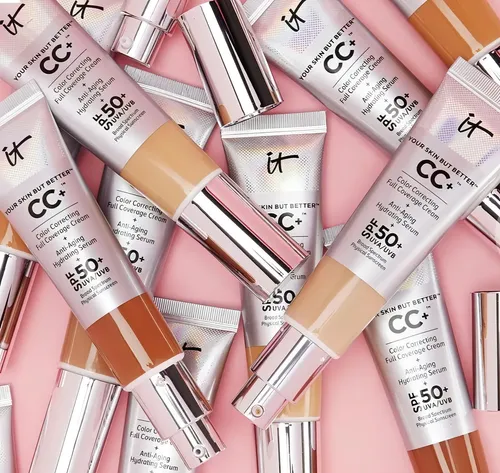 It Cosmetics CC Cream con Protector Solar FPS 50+ – Base de Maquillaje Correctora de Cobertura Completa, 7 en 1 con Suero Hidratante, Vitamina E y Niacinamida, 32 ml