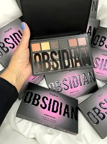 Paleta 18 Sombras Ojos Obsidian Precious Ruby Rose Hb2601
