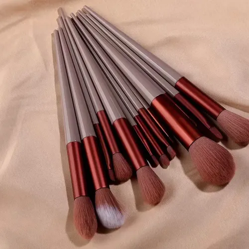 Set De 13 Brochas De Maquillaje Marrón Eri Genérico