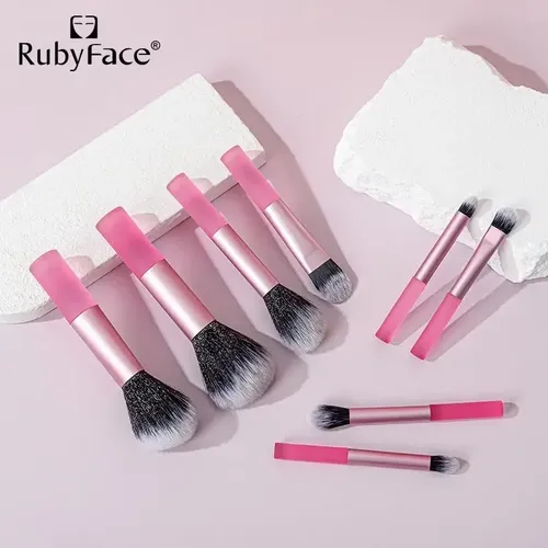 Set De 9 Mini Brochas De Maquillaje Para Viaje/travel Ruby F Rosado