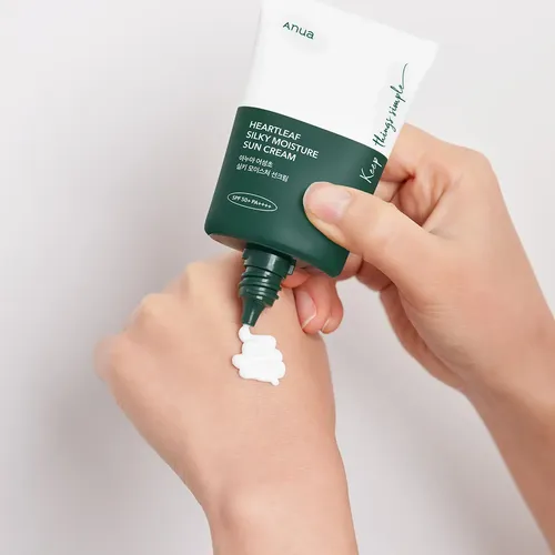 Anua Heartleaf Silky Moisture Suncream Facial Spf 50+ Pa++++