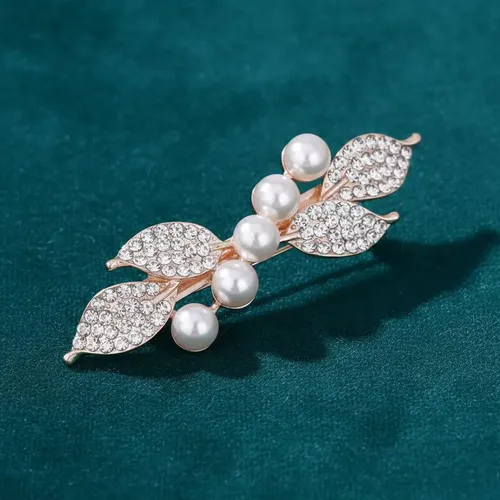 Broche De Pelo Con Lazo De Perlas Y Strass