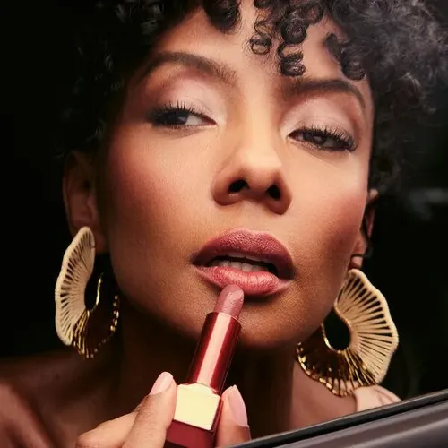 Labial Cc Hidratante Una Nude 2c 3,8 G Natura