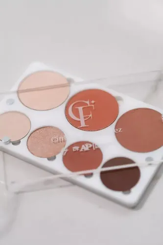 Paleta De Día Rostro Y Ojos By Cinthia Day Palette Sombra Ap