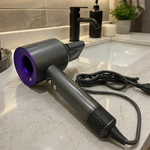 Secador de Pelo Profesional Waffy Iónico de 2500W con Diseño Ergonómico y Aire Frío