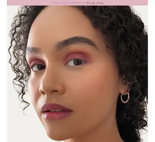 Rare Beauty Stay Vulnerable Melting Cream Blush Tono Del Maquillaje Nearly Berry