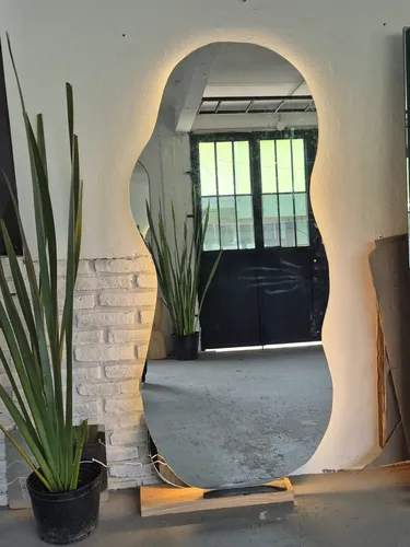 Espejo Irregular Luz Led 180×60
