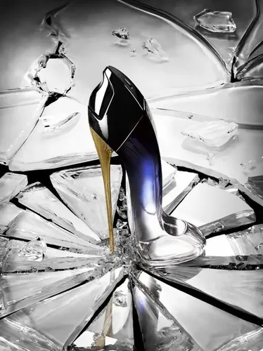 Perfume Carolina Herrera Good Girl Eau de Parfum Légère 50ml feminino Concentree EDP 50ml para mujer