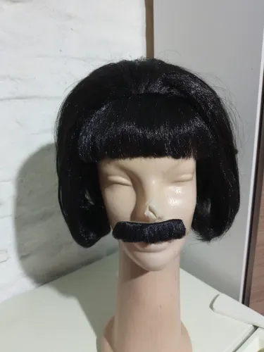 Disfraz Peluca Negra Cabello Hacia Atras By La Parti Wigs!