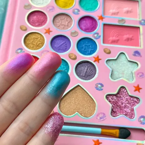 Paleta Maquillaje 18 Colores Concha Mate Brillante Navidad