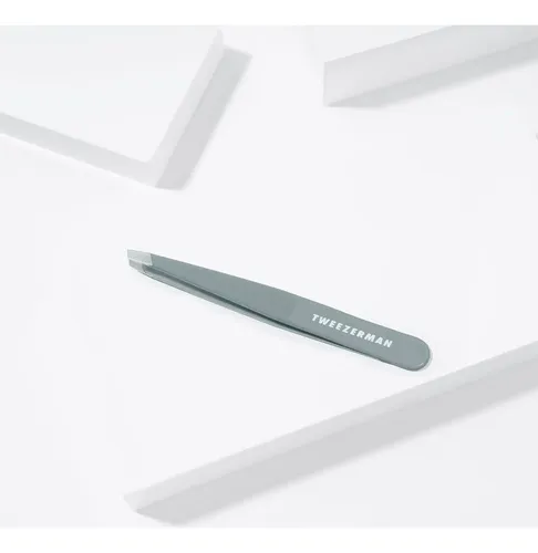 Pinza Para Cejas Tweezerman Mist Blue Slant Acero Inoxidable