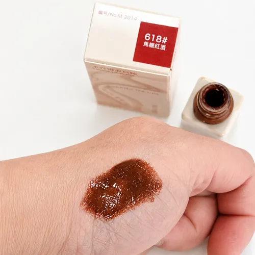 Labial Líquido Tinta Efecto Espejo Mansly Tonos Chocolate