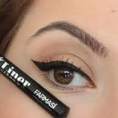 Ink Liner Farmasi, Delineador Resistente Al Agua, Negro