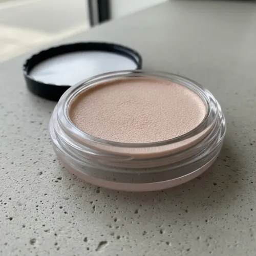 Revolution X House Of The Dragon/ Iluminador Maquillaje