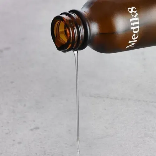 Sérum Medik8 C-Tetra Luxe con Vitamina C para una Piel Luminosa 30 mL