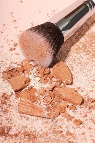 Brocha De Maquillaje Base Kabuki Buffer Mofeta Melody Scher