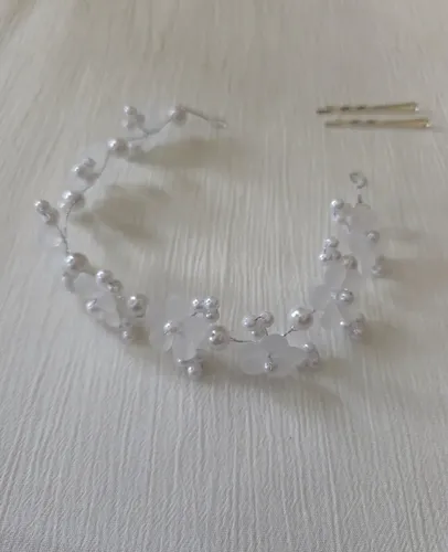 Tiara Aplique Accesorio Perlas Strass Flores Para El Pelo Color A