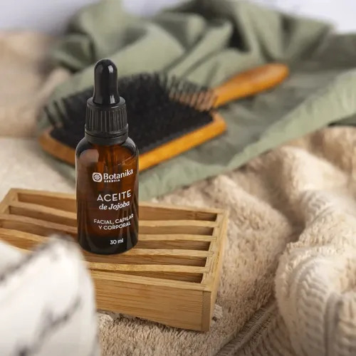 Aceite De Jojoba Para Acne Imperfecciones Y Cabello Frágil Botanika