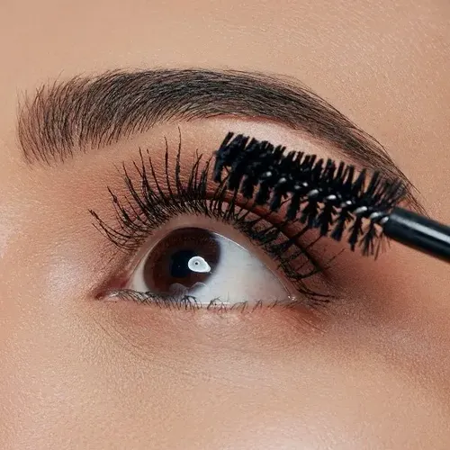 Vogue Máscara De Pestañas Efecto Muñeca X 9gr Color Negro