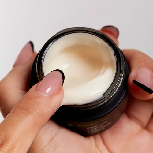 The Glow Factor Youthful Eyes – Máscara de Ojos con Cafeína, Hamamelis y Aloe Vera x 15g