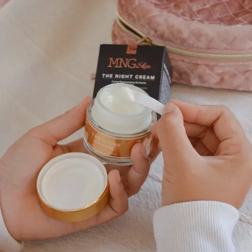 Crema Facial De Noche Regeneradora Antiage Hidratante Antiarrugas MNG Skin Todo Tipo De Piel