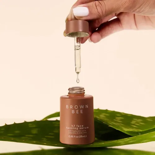 Autobronceante Serum Facial Con Acido Hialuronico Brown Bee