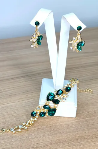 Set Corona Tiara Collar Aros Pulsera Verde Dorado Fiestas 15