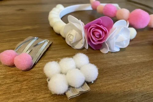Amawa Vinchas, Colitas Y Hebillas C/ Pompones Pelo Niña Color 334