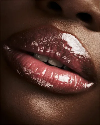 Brillo Labial Fenty Beauty Gloss Bomb en Tono Riri Hidratante