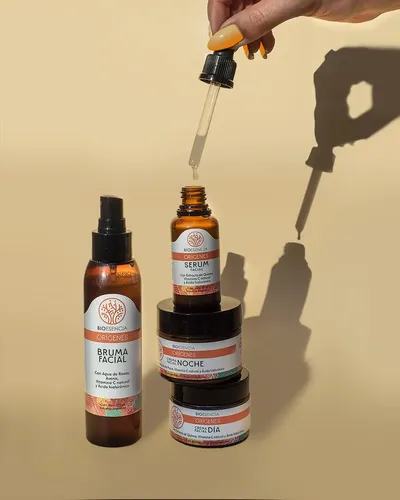 Sérum Facial Bioesencia Orígenes Ácido Hialurónico Vitamina C 30ml Antiedad