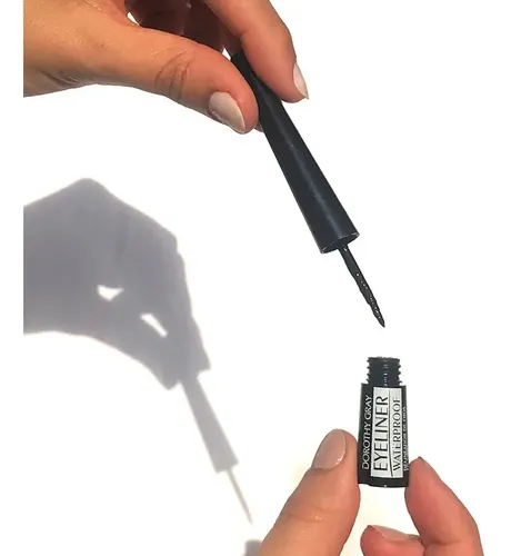 Delineador Liquido Ojos Dorothy Gray Fibra Negro Waterproof