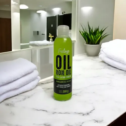 Oil Non Oil Modelador Anti Frizz Lacio Y Rulos Frilayp 200cc