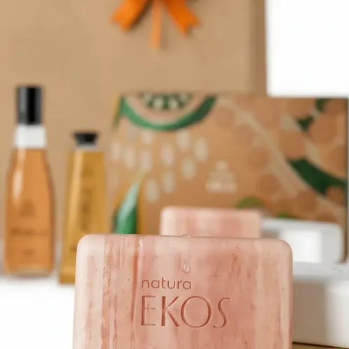 Kit Regalo Mujer Ekos Pitanga Natura Cremas Frescor Jabones