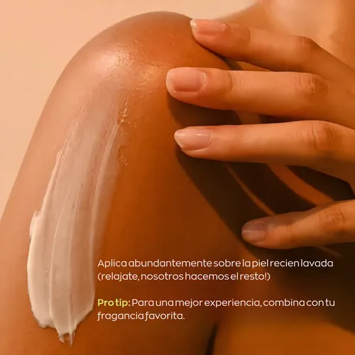 EOS Shea Better Loción Corporal Coconut Waters 473 ml | Hidratación 24 Horas con Manteca de Karité Natural, Aroma Fresco de Coco, Fórmula Vegana Ligera y No Grasosa que Suaviza y Nutre la Piel