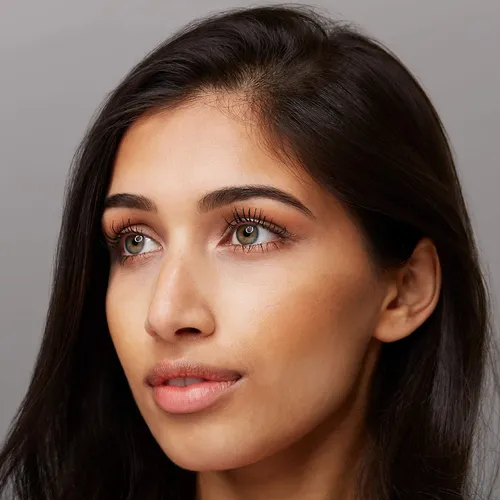 «pacote De Rimel E Primer Essence Cosmetics Lash Princess»;