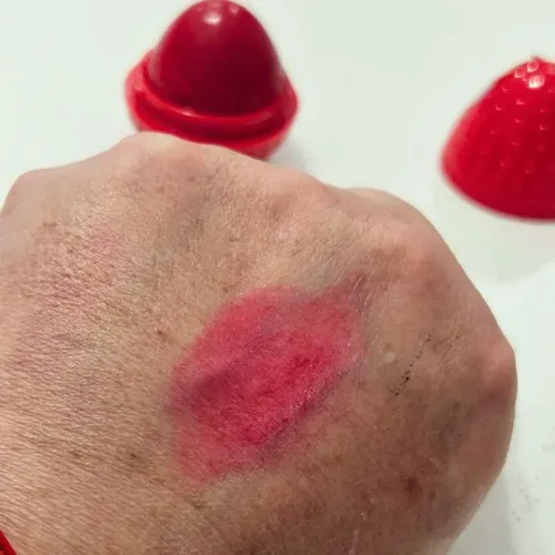Bálsamo Frutilla Labios Reparación Protección Color Aroma