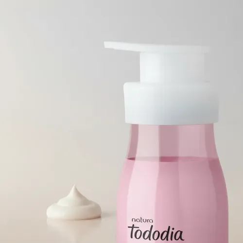 Crema Hidratante Tododia 400ml Frutos Rojos