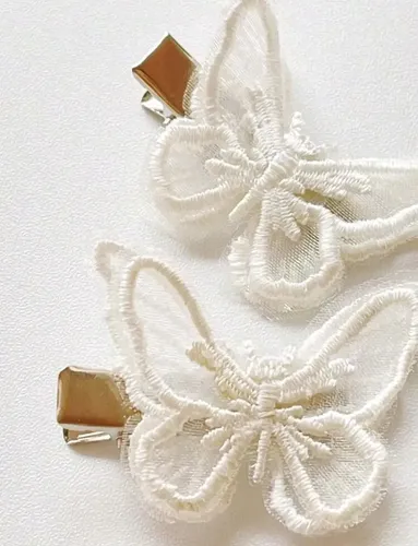 Pack de 8 Hebillas Coquette Blancas de Shein